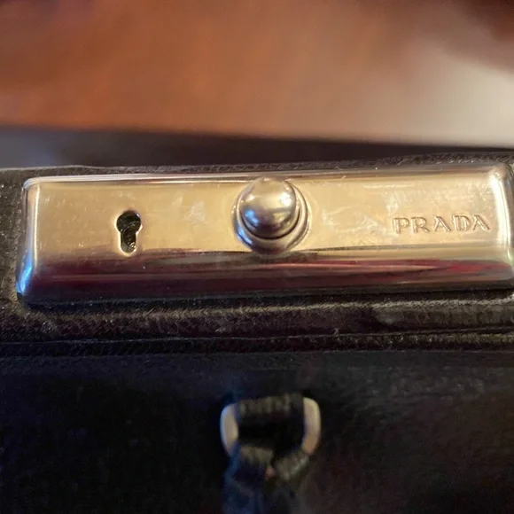 PRADA doctors bag/satchel Black in Excellent pre owned condition. - Picture 3 of 13